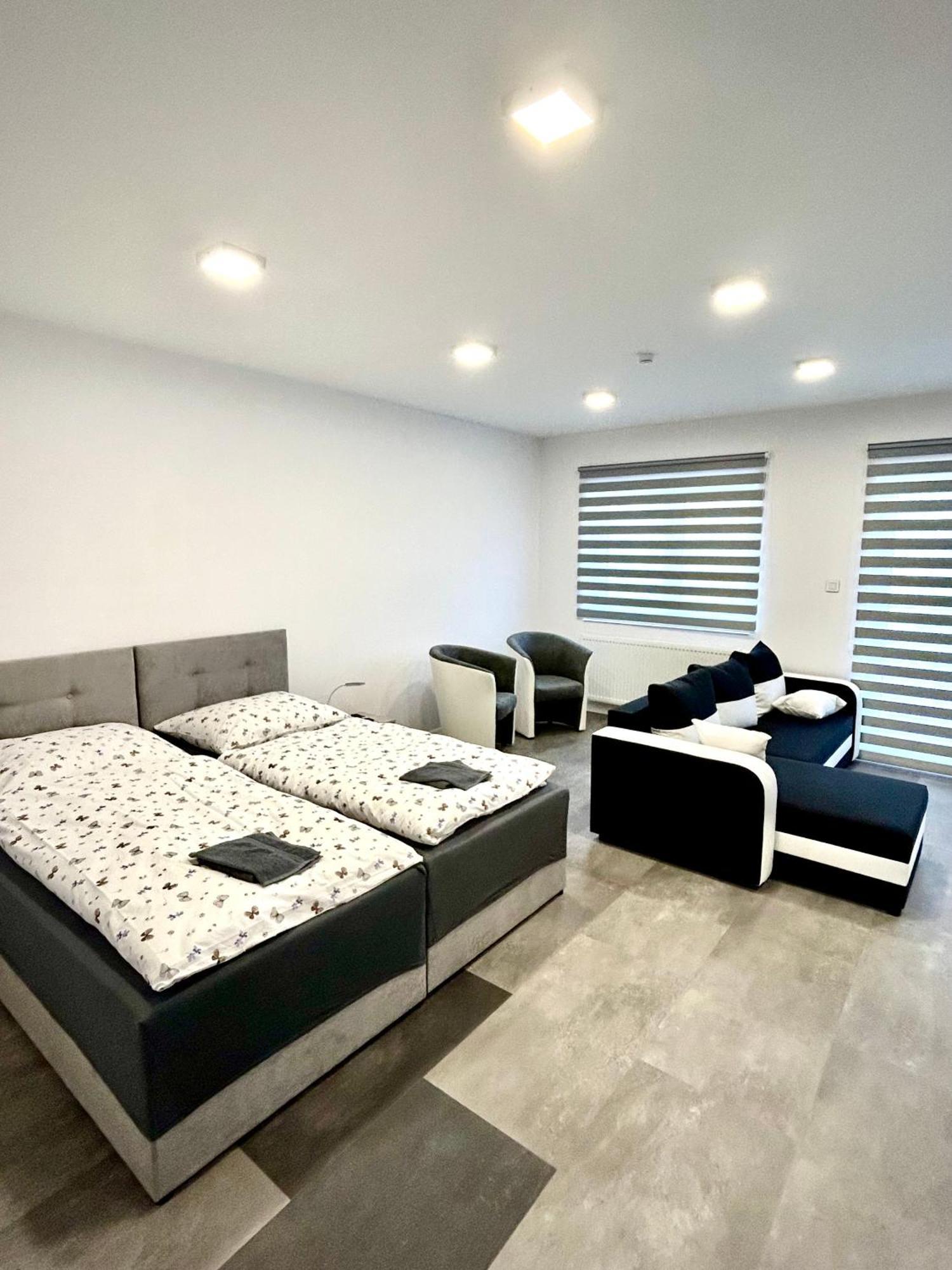 Apartmany Premium Se Soukromym Parkovanim Česká Lípa Екстериор снимка