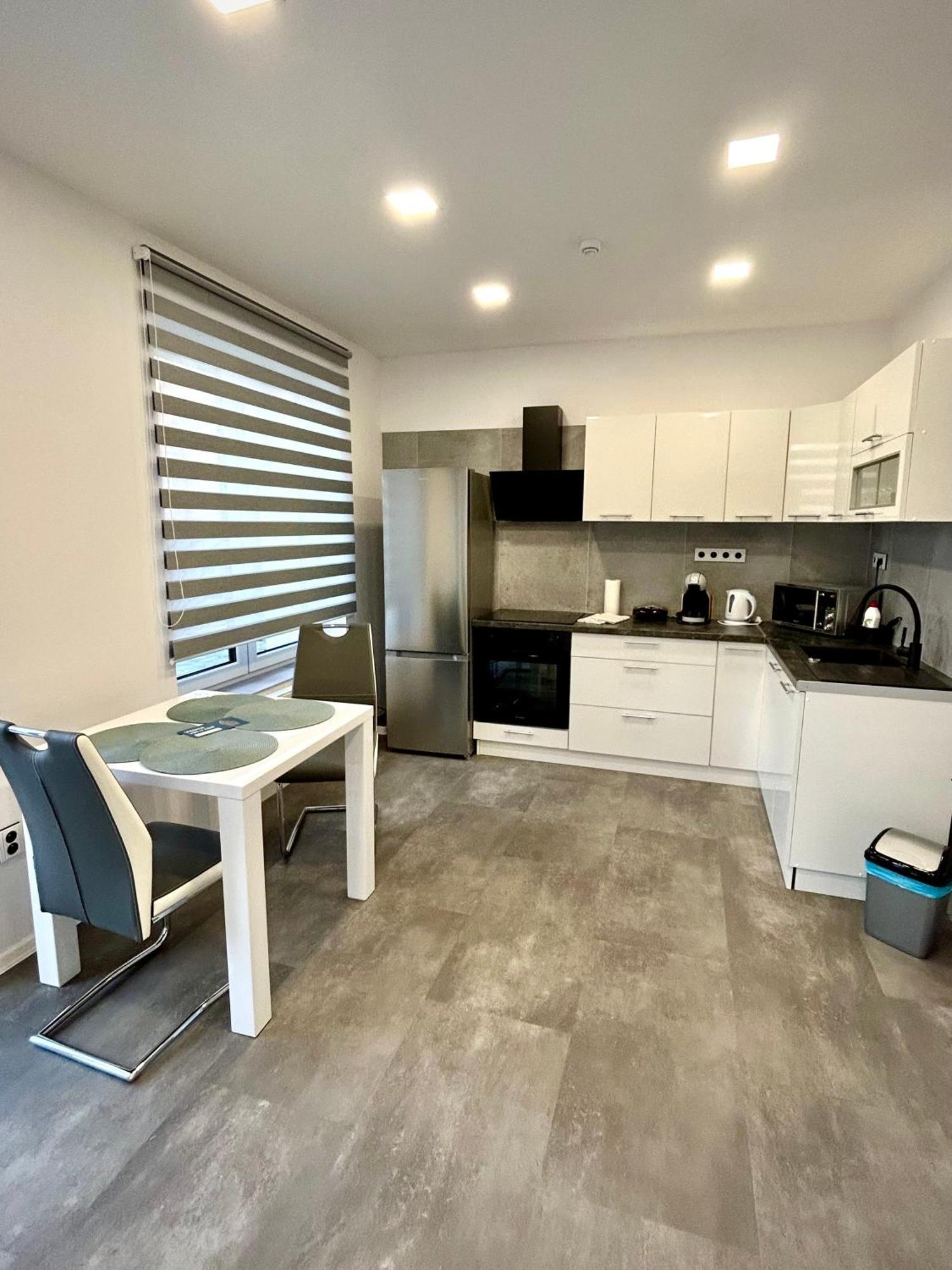 Apartmany Premium Se Soukromym Parkovanim Česká Lípa Екстериор снимка