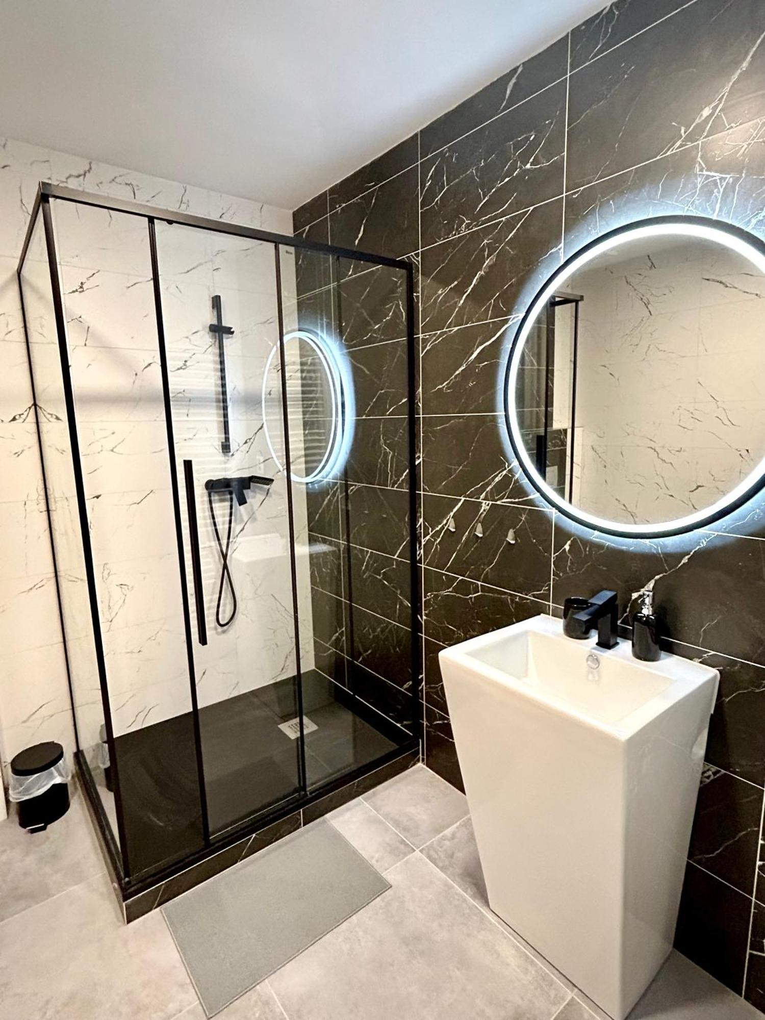 Apartmany Premium Se Soukromym Parkovanim Česká Lípa Екстериор снимка